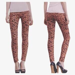 Mother the Looker Cherry Pickin EUC $238 Size 24  J1642